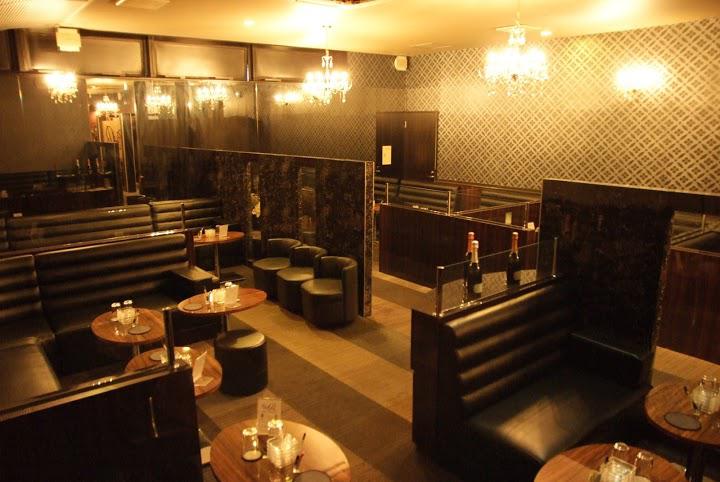 中洲にあるおしゃれなキャバクラClub Ritz