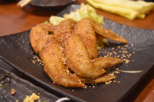 西中洲とり乃屋の手羽先